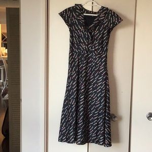 Laura Ashley Navy dress with floral size 7. Small waist 74cm/29inches